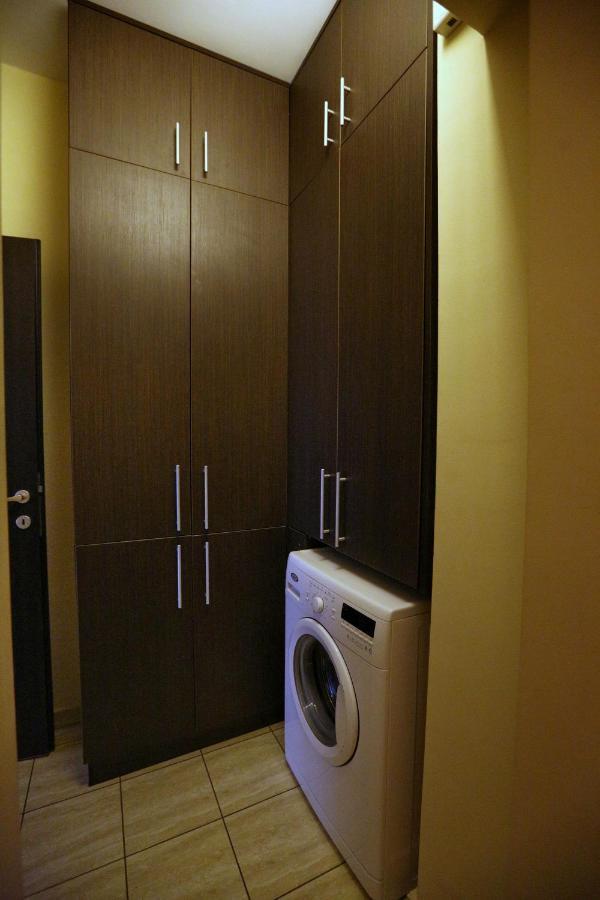 Bloc Izvor Apartment Pitesti Bagian luar foto